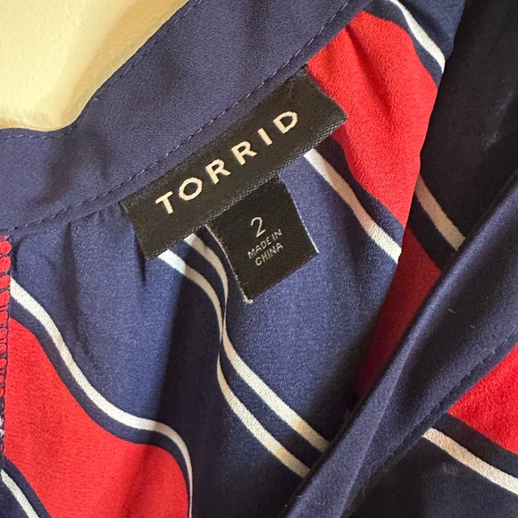 Torrid Navy and Red Chevron Polyester Tank Top - 2X - Picture 4 of 5